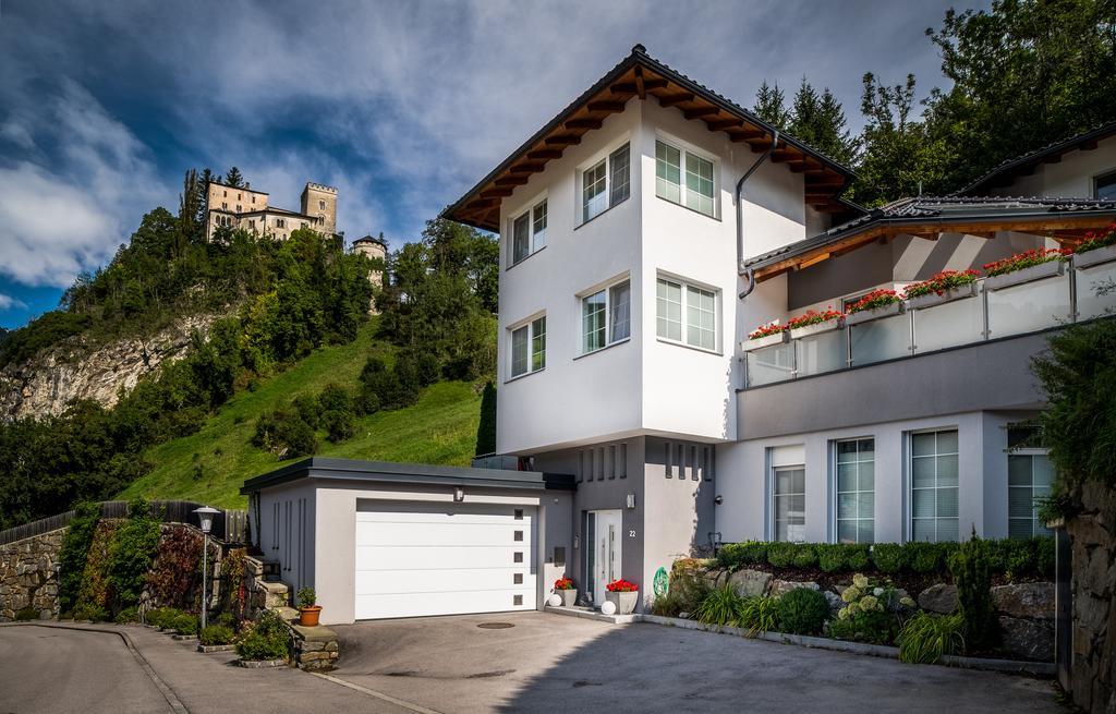 Apartments Schloss-Weissenstein-Strasse Matrei in Osttirol Exterior foto